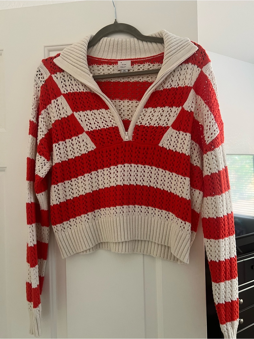 Stripe Crochet Top - Picture 2 of 2